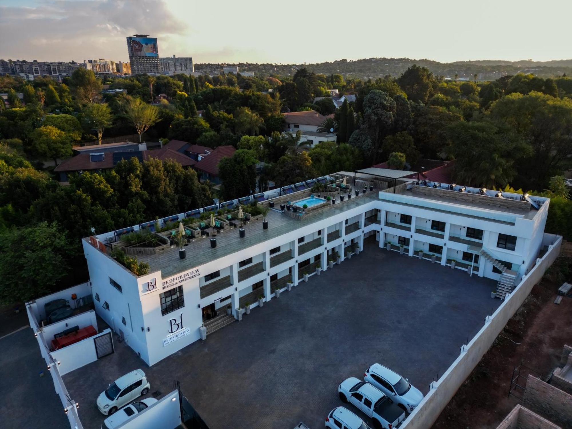 Bedfordview Hotel & Apartments Йоханнесбург Экстерьер фото