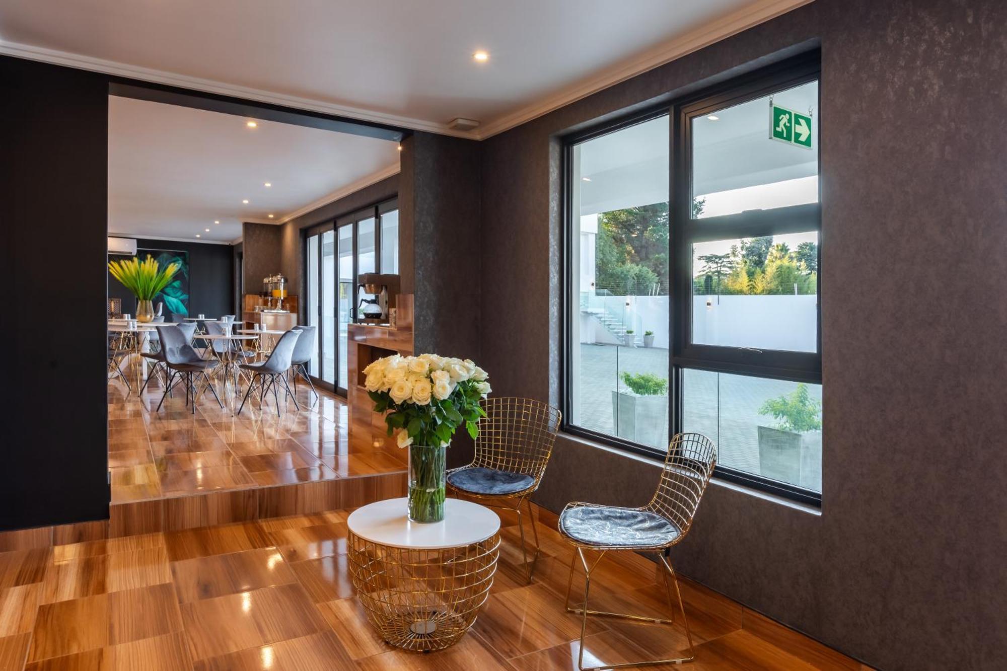 Bedfordview Hotel & Apartments Йоханнесбург Экстерьер фото