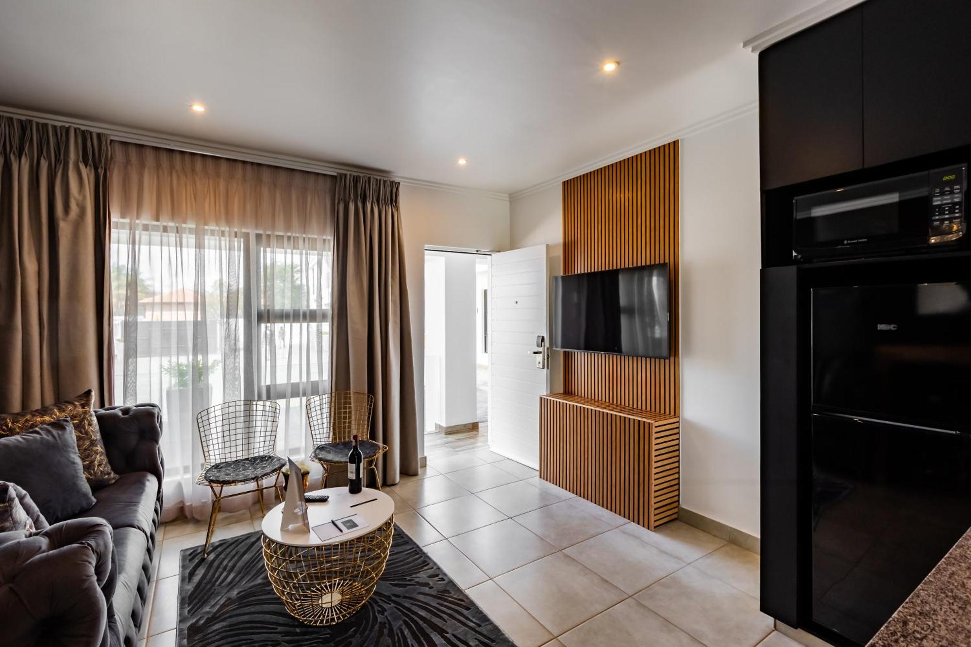 Bedfordview Hotel & Apartments Йоханнесбург Экстерьер фото