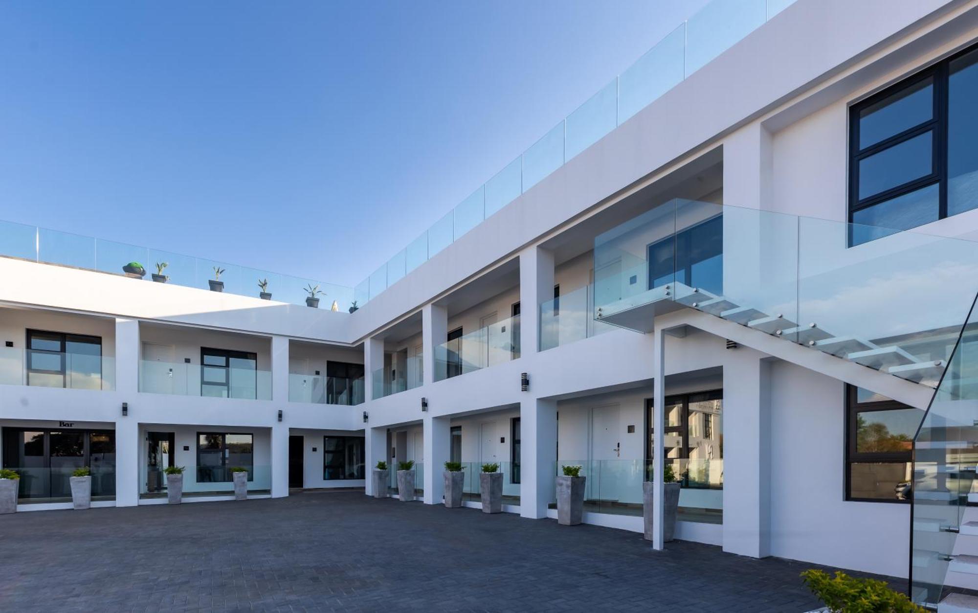 Bedfordview Hotel & Apartments Йоханнесбург Экстерьер фото